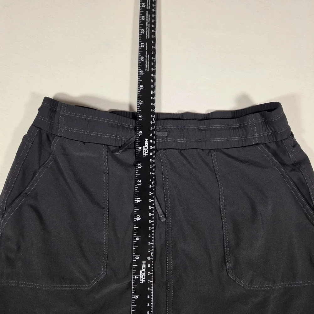 Kuhl Skort Born In The Mountains Womens Size Medium Black Elastic Zipper‎ Pocket